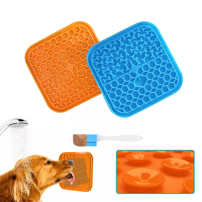 Silicone licking pad